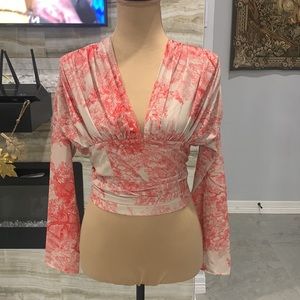 In The Style Long Sleeve Backless Blouse. Size 6 (273)